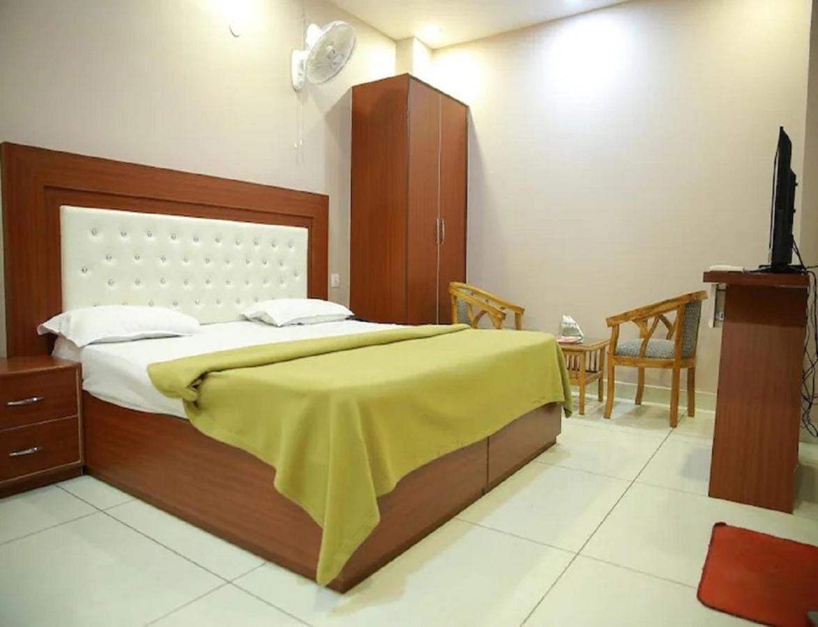 Hotel Kings, Rohtak المظهر الخارجي الصورة
